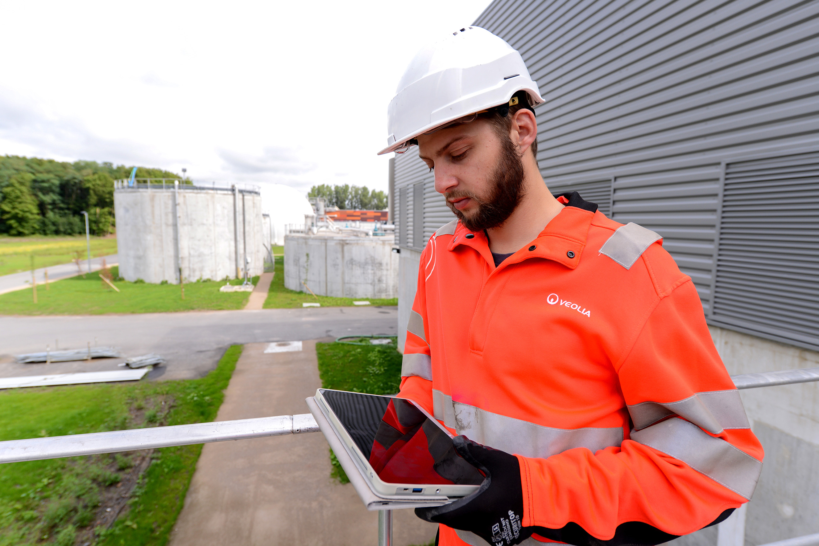 Productive cooperation between the Net Zero Engagement Initiative and Veolia regarding Veolia's climate plan